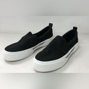 NWOT, Sperry, size 9, Black/White Slip On Shoes